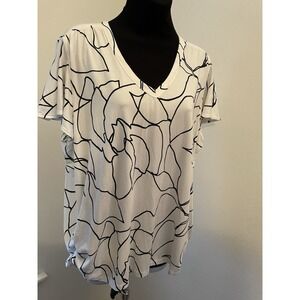 Chico's Top Tee Size 3 US XL Artsy Abstract Knit Flutter Sleeve White Black